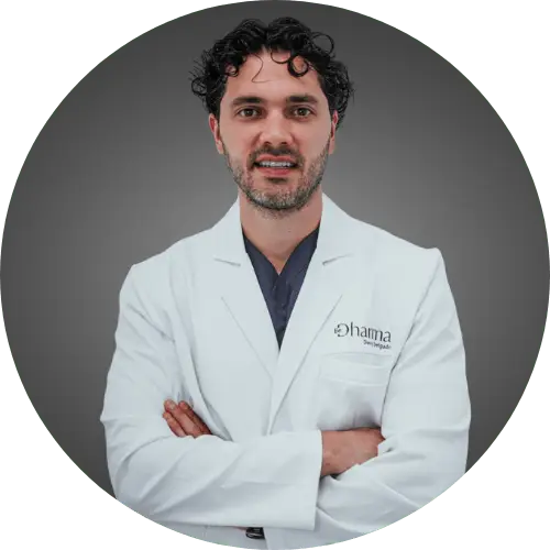 Dr. Andrés Arango, aesthetic physician at Dharma Hair