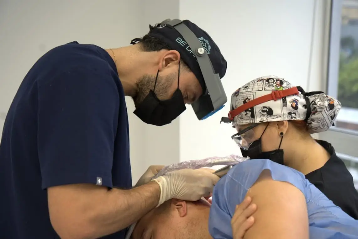 Hair implant Colombia - Be Dharma Hair clinic