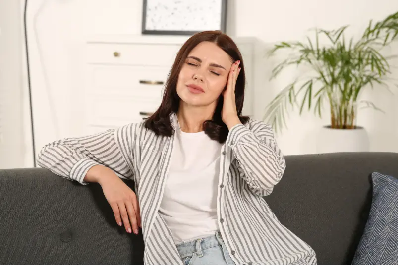 Causas de la caída del cabello en mujeres-Dharma Hair Medellín