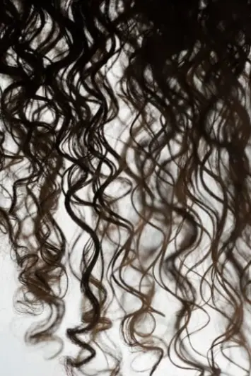 Implante capilar pelo afro- Dharma Hair